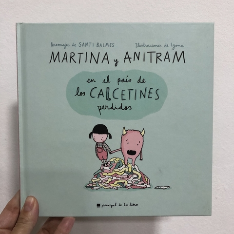 MARTINA y ANITRAM EN EL PAÍS DE LOS CALCETINES PERDIDOS