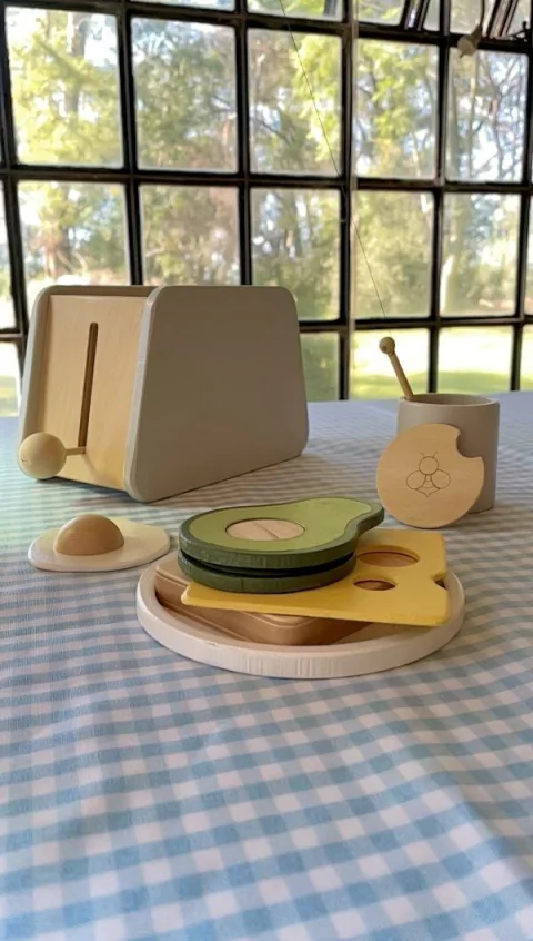 TOSTADORA DE MADERA CON ACCESORIOS