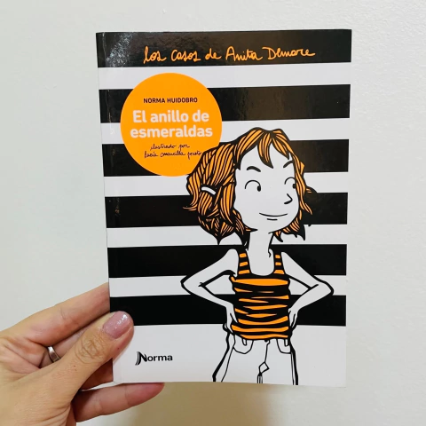 LOS CASOS DE ANITA DEMARE: EL ANILLO DE ESMERALDAS