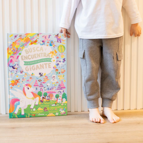 BUSCA Y ENCUENTRA LIBRO GIGANTE: UNICORNIOS - comprar online