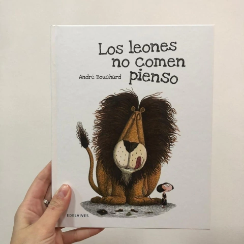 LOS LEONES NO COMEN PIENSO