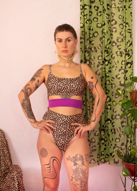 body cut-out oncinha e rosa-roxo - comprar online