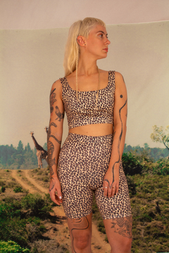 Biker shorts oncinha - comprar online