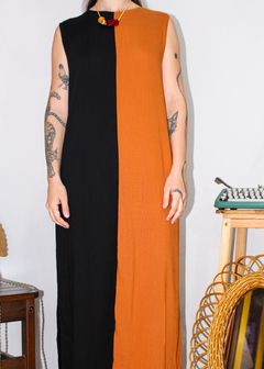 Vestido regatão mid em viscolinho bicolor - Acalmia
