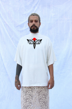 Camiseta off white mariposa