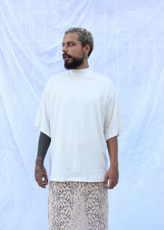 Camiseta oversized off white lisa - Acalmia