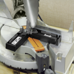 Imagen de Falsa escuadra con bisectriz KWB