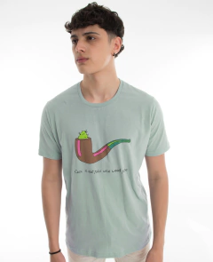 Remera Regular Fit Modelo PIPE