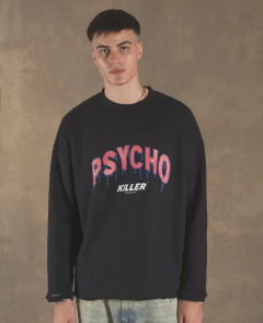Buzo Oversize Modelo PSYCHO