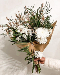 Total White ☆ SMALL en internet