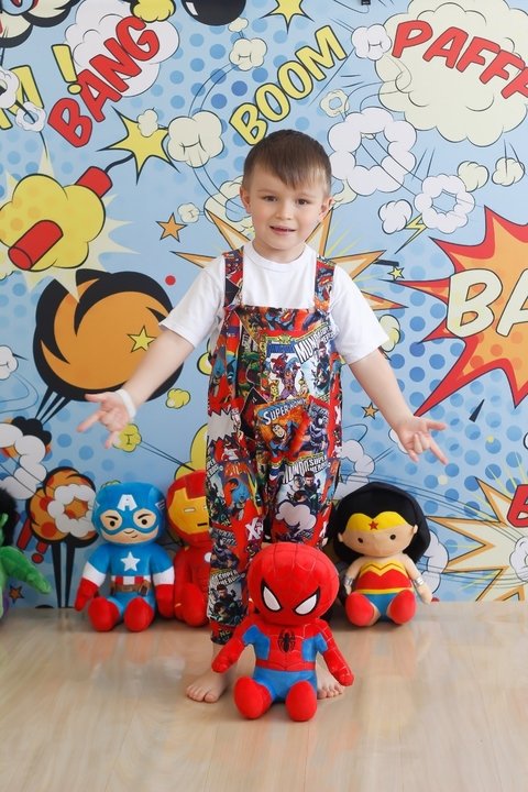 Jardineira Infantil Heróis Laranja