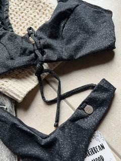 Lua Negro Glow - comprar online