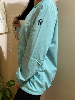 Trench Celeste Caribbean ByRacingClub - comprar online