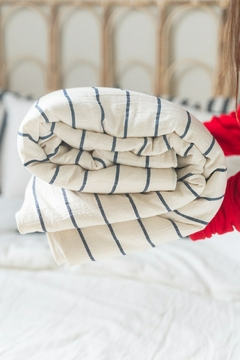 Pillow Marine en internet