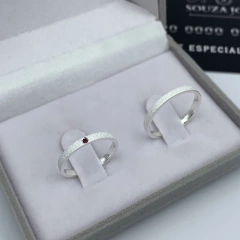 Aliança 2mm fosca (c/ pedra rosa) | PRATA 950 [ENVIO FULL] na internet