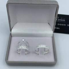 Aliança 4mm (c/ 2 canais laterais + pedra rosa crav.) | PRATA 950 - comprar online