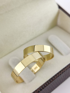 ALIANÇA 4MM RETA | OURO 18K - comprar online