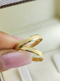 ALIANÇA 3MM DIAMANTADA E CHANFRADA | OURO 18K