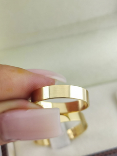 ALIANÇA 4MM RETA | OURO 18K