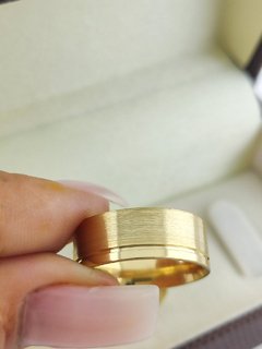ALIANÇA 7MM EM FOSCO LIXADO | OURO 18K