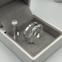 Aliança 2mm personalizada (C/ zircônias azul bebê e brancas) | PRATA 950 [COD 3435] na internet