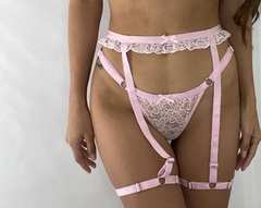 LIGUERO ROSA CON PUNTILLA Y BRETELES ANCHOS - comprar online