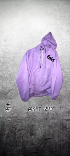 Anorak lila SKT liviano