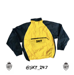 Anorak INVIERNO skt negro y amarillo - comprar online