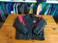 Imagen de Campera Bulls rompeviento abrigo