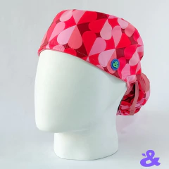 Gorro Quirúrgico Corazones Geo Red - comprar online