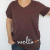 Remera Suelto Escote V Chocolate en internet
