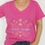 Remera Sanar Escote V Fucsia - comprar online