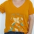Remera Soy Libre Escote V Naranja - comprar online