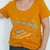 Remera Palabras Escote Redondo Naranja - comprar online