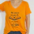 Remera Historia Escote V Naranja - comprar online