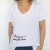 Remera Frida Escote V Blanco - comprar online