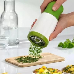 Cortador Rallador Especias Verduras Picador Manual Molinillo