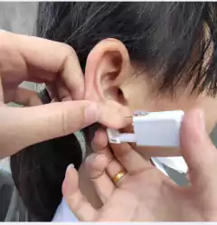 Abridor De Oreja Piercing Perforadora Aro Incluido Premium