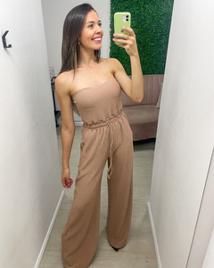 MACACÃO FERNANDA - NUDE - Mabela Store - Roupas Femininas 
