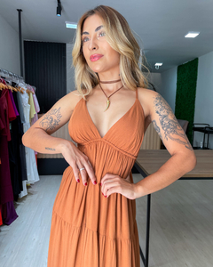 VESTIDO CARAÍVA - CARAMELO - Mabela Store - Roupas Femininas 