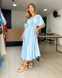 vestido feminino longo com mangas e decote V