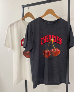 T-SHIRT CEREJA - CINZA