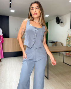 Conjunto feminino em alfaiataria
