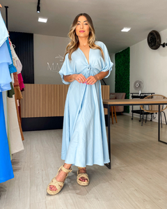 vestido feminino longo com mangas e decote V
