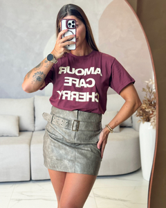 T-shirt feminina estampa frontal 