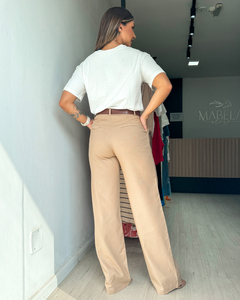 Calça feminina em linho de cintura alta