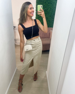 Saia feminina midi fenda frontal