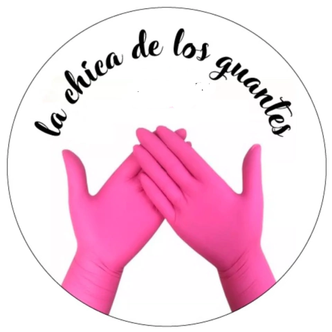 La Chica De los Guantes