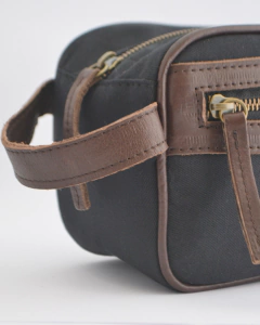 PHAROS | Neceser | Negro en internet