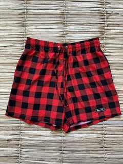 Short Xadrez vermelho